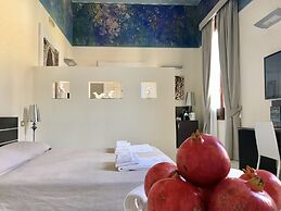 Apollo Suites