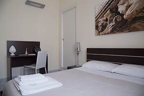Apollo Suites