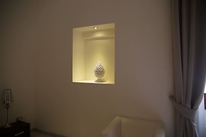 Apollo Suites