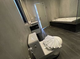 Evergreen Resort