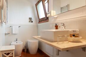 Nora Club Hotel