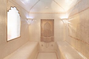 Nora Club Hotel