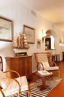 Nora Club Hotel