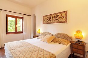 Nora Club Hotel