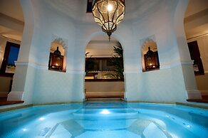 Nora Club Hotel