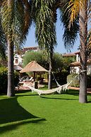 Nora Club Hotel