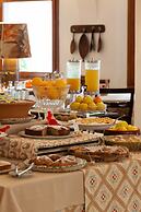 Nora Club Hotel