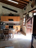 Romios Holiday Apartments