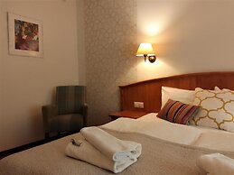 Hotel Stare Miasto Old Town