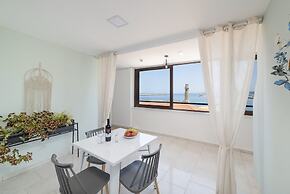 Faros Beach Hotel