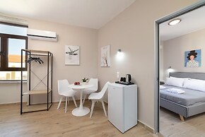 Faros Beach Hotel