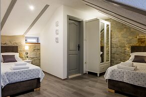 XIV Century rooms