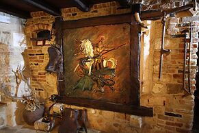 XIV Century rooms