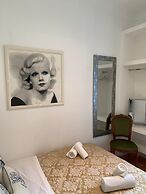 Hotel Normandy