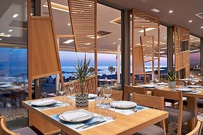 Coriva Beach Hotel