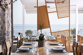 Coriva Beach Hotel