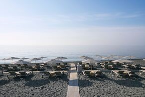 Coriva Beach Hotel
