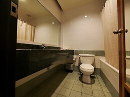 Premier Hotel