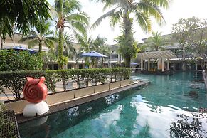 A2 Pool Resort