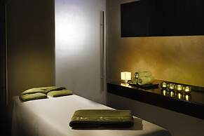 Nassima Tower Hotel Apartments