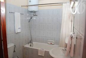 Ridar Hotel