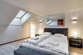 Apartinfo Waterlane Apartments