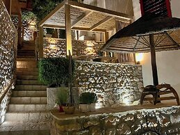 PortaDelMare Deluxe Suites