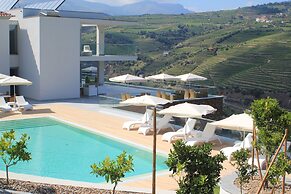 Delfim Douro Hotel