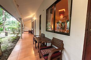 Ruen Ariya Resort