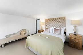 The Rosevine