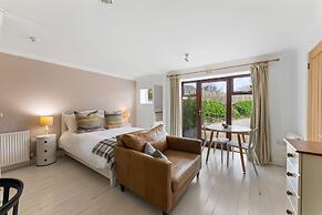 The Rosevine
