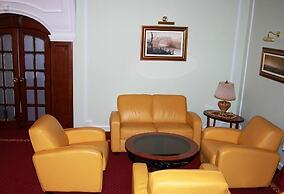 Garni Hotel Leopold I