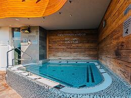 Maximus Resort