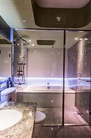 Inhouse Hotel