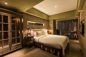 Inhouse Hotel