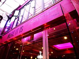 Inhouse Hotel