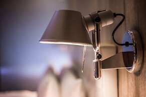 Inhouse Hotel