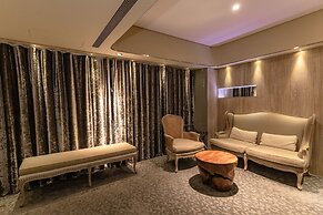 Inhouse Hotel