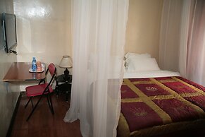 The Headquarters Inn