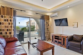 Hill View Restaurant & Apartments