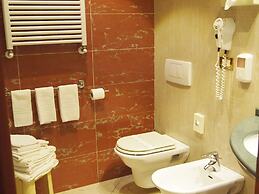Piccolo Hotel