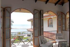 El Castillo Boutique Luxury Hotel