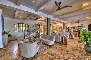 El Castillo Boutique Luxury Hotel