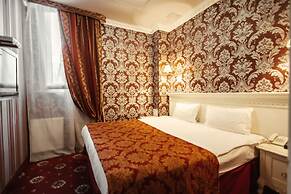 Royal Hotel De Paris