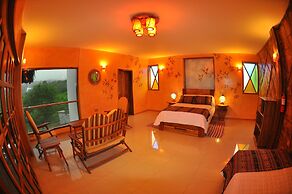Azuluna Eco-Lodge