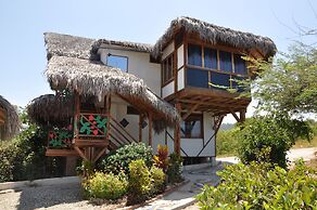 Azuluna Eco-Lodge