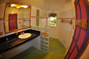 Azuluna Eco-Lodge