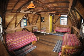 Azuluna Eco-Lodge
