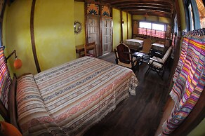 Azuluna Eco-Lodge