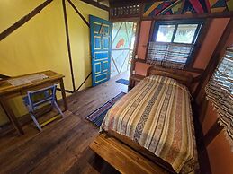Azuluna Eco-Lodge